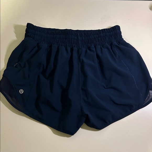 Lululemon hotty hot high rise shorts - Picture 2 of 4